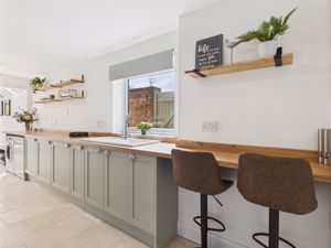 Kitchen- click for photo gallery